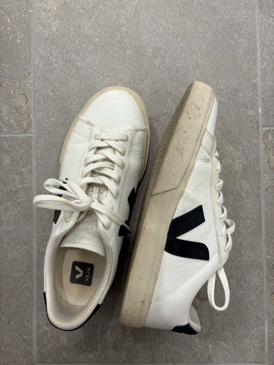 Veja Shoes - Veja Womens White Sneakers with Black V Emblem